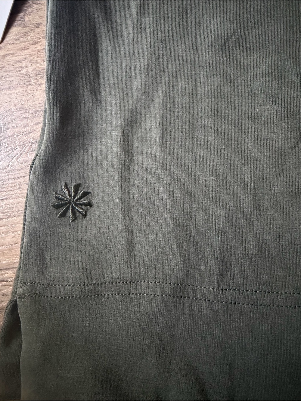 Athleta Seasoft Crewneck Sweatshirt Sage Size S - Picture 5 of 5